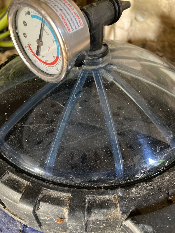 Pool filter inspection chamber: Clear